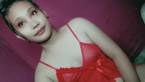 Snapshot of sweet_lover5 chatting on 02-09-25, 03:23 SWEET LOVE online show from 02-09-25, 03:23