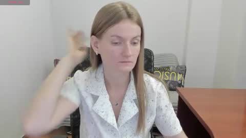 Snapshot of sweet_melody_of_ur_heart chatting on 07-02-26, 03:23 Mila online show from 07-02-26, 03:23