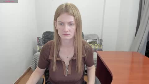 Snapshot of sweet_melody_of_ur_heart chatting on 07-09-26, 06:28 Mila online show from 07-09-26, 06:28