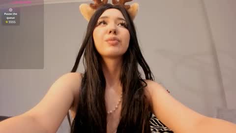 Snapshot of sweet_mikasa chatting on 12-17-25, 05:41 Mikasa online show from 12-17-25, 05:41