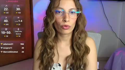 sweet_moon_v_ online show from 06-14-26, 02:24