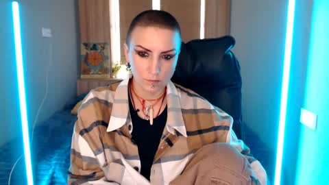 Snapshot of sweet_n_strong chatting on 04-25-26, 01:52 sweet_n_strong online show from 04-25-26, 01:52