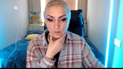 Snapshot of sweet_n_strong chatting on 05-28-26, 11:07 sweet_n_strong online show from 05-28-26, 11:07