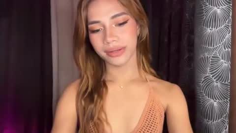 sweet_nikki03 online show from 02-05-26, 07:07