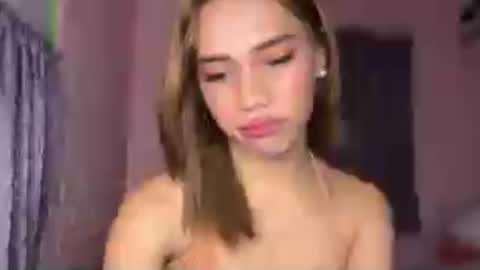 Snapshot of sweet_nikki03 chatting on 06-29-26, 01:00 sweet_nikki03 online show from 06-29-26, 01:00