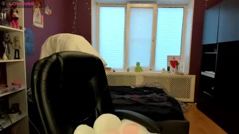 kira online show from 05-09-26, 06:02
