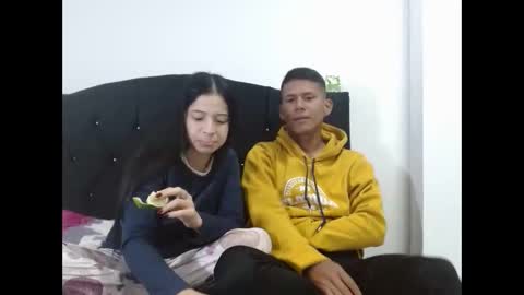 Snapshot of sweet_pecadito chatting on 12-18-25, 01:22 sweet_pecadito online show from 12-18-25, 01:22