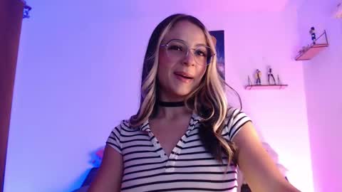 Snapshot of sweet_penny_ chatting on 11-24-25, 10:53 Penny online show from 11-24-25, 10:53