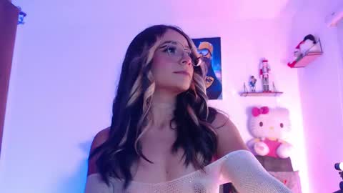 Snapshot of sweet_penny_ chatting on 12-18-25, 11:33 Penny online show from 12-18-25, 11:33