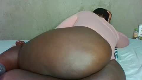 sweet_pie29 online show from 04-29-26, 06:25