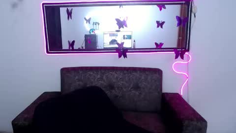 Snapshot of sweet_poison_666 chatting on 12-02-25, 11:00 sweet_poison_666 online show from 12-02-25, 11:00