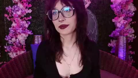Snapshot of sweet_roxanee chatting on 06-24-26, 09:14 Roxanee online show from 06-24-26, 09:14