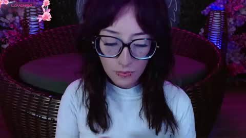 Snapshot of sweet_roxanee chatting on 07-11-26, 09:38 Roxanee online show from 07-11-26, 09:38