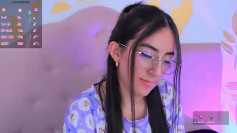 Sammy Lauren online show from 03-08-25, 01:57