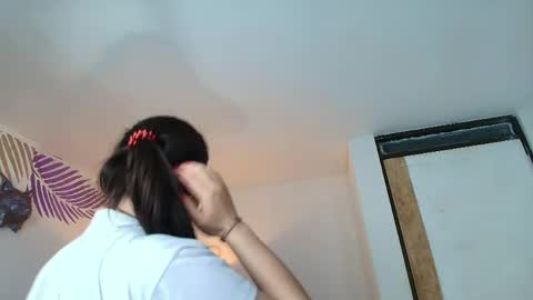 Sammy Lauren online show from 05-27-26, 01:57