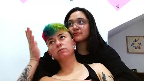 Mari online show from 09-25-25, 02:59