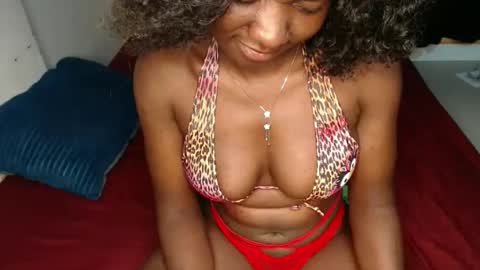 Snapshot of sweet_sherie chatting on 03-28-26, 12:10 ellanah Tracie online show from 03-28-26, 12:10