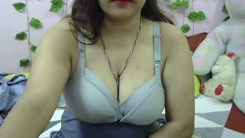 Snapshot of sweet_shivani chatting on 04-07-26, 08:42 sweet_shivani online show from 04-07-26, 08:42