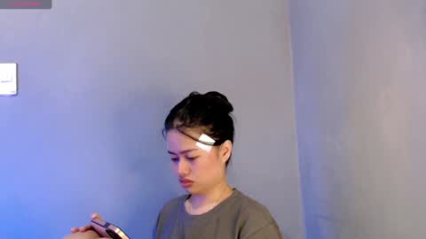 Snapshot of sweet_sirenxx chatting on 02-02-25, 05:10 Leah online show from 02-02-25, 05:10