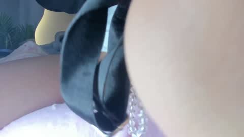 Adeline  online show from 10-21-25, 12:39