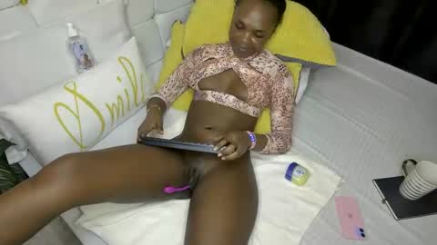 Nina online show from 12-19-24, 09:17