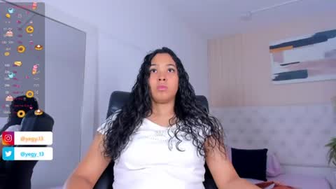Yeileen online show from 07-30-26, 10:09