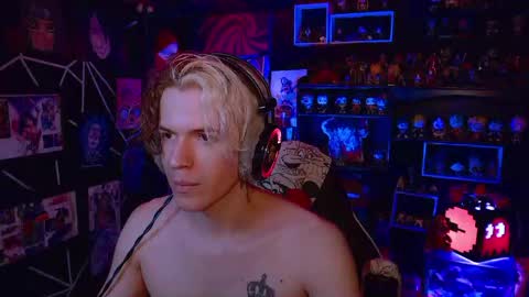 Matt online show from 03-10-25, 04:17