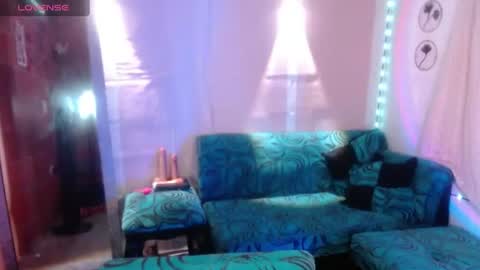 susy 222 online show from 06-22-26, 08:17