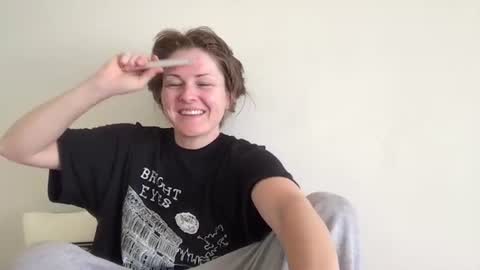 Snapshot of sweet_truffle chatting on 06-19-26, 01:04 Heidi Brenner - Please check bio for schedule FAQ online show from 06-19-26, 01:04