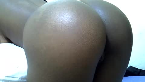 Princess vee online show from 06-19-26, 12:04