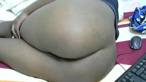 sweet_veebouset online show from 09-16-25, 10:44