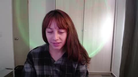 sweet_venus4 online show from 06-26-26, 01:48