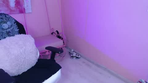 PVT 12TK  06AM - 9PM COLOMBIA online show from 05-27-26, 02:03