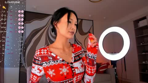 Yasu online show from 12-25-24, 08:40