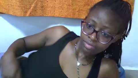 sweet_zarah online show from 03-26-26, 08:53