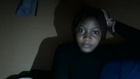 Snapshot of sweet_zella chatting on 10-26-25, 10:04 zellate online show from 10-26-25, 10:04