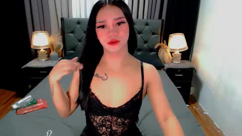 bea takashi  online show from 06-13-26, 09:40