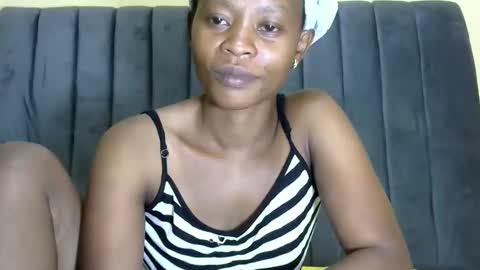 Snapshot of sweetalianah chatting on 05-30-26, 06:32 LIANAH online show from 05-30-26, 06:32