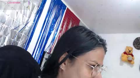 Snapshot of sweetalmaa chatting on 10-31-25, 09:32 Alma online show from 10-31-25, 09:32