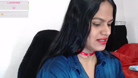 Snapshot of sweetalmaa chatting on 11-09-25, 01:31 Alma online show from 11-09-25, 01:31
