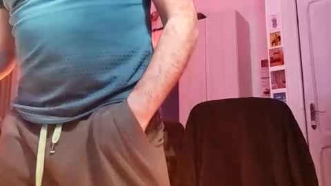 Snapshot of sweetandstrongjoy chatting on 12-15-25, 02:49 sweetandstrongjoy online show from 12-15-25, 02:49