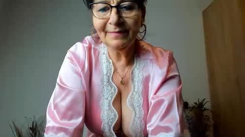 Viorica online show from 04-09-26, 06:19