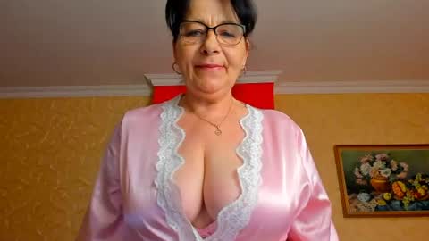 Viorica online show from 06-15-26, 04:04