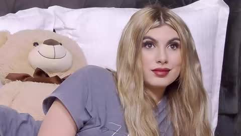 Anisia online show from 09-25-25, 06:33