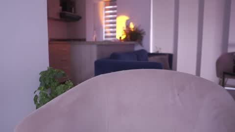 Camila online show from 11-13-25, 09:25