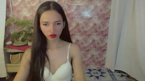 Snapshot of sweetasiankristine chatting on 05-31-26, 05:48 CHRISTINE online show from 05-31-26, 05:48