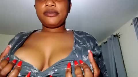 Snapshot of sweetateka chatting on 01-23-25, 09:39 Sweetateka online show from 01-23-25, 09:39