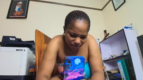 Snapshot of sweetateka chatting on 01-25-25, 06:46 Sweetateka online show from 01-25-25, 06:46