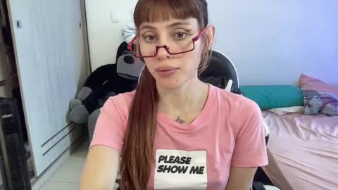 SweetAura0 0  online show from 03-02-26, 06:59