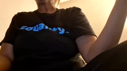 Snapshot of sweetaztea chatting on 01-24-25, 04:27 sweetaztee online show from 01-24-25, 04:27